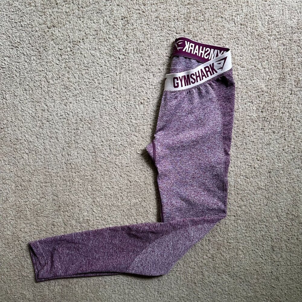 Gymshark Leggings Womens XS (26x30) Mid Rise Stretch Slim Pink No Pockets